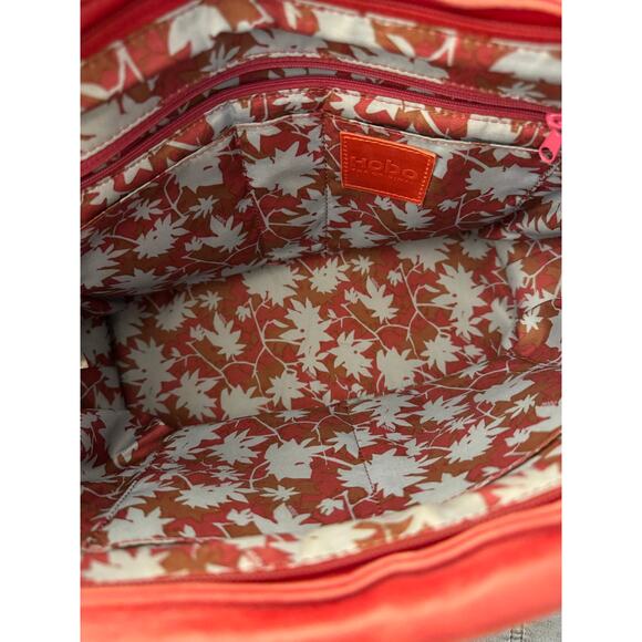 Hobo International Red Patti Leather Tote Shoulder Top Handle Bag - Picture 5 of 9